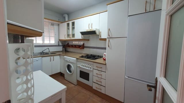 3 slaapkamer Villa voor vakantieverhuur in Chiclana de la Frontera - € 850 (Ref: 6824673)