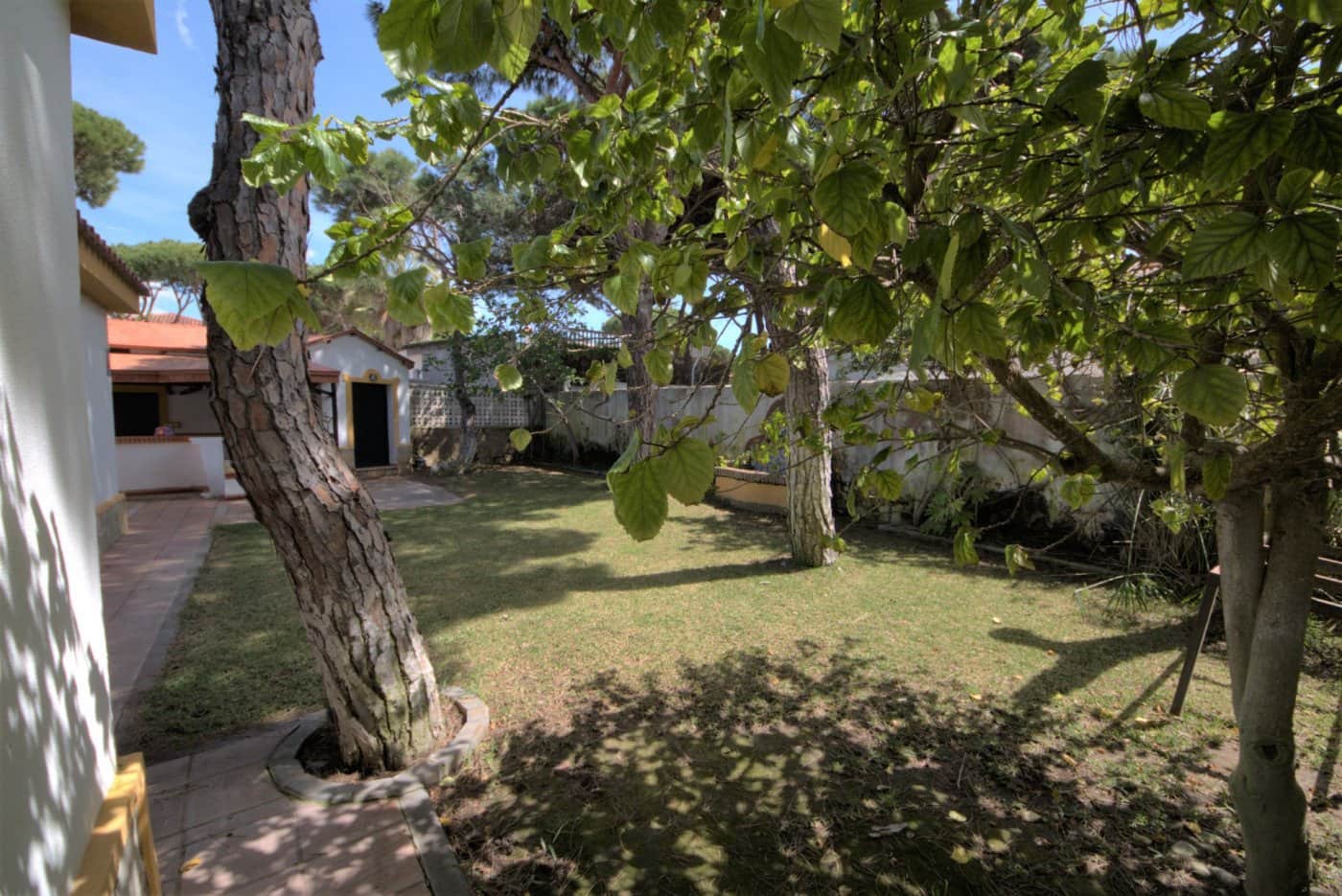 5 soverom Villa til salgs i Chiclana de la Frontera med svømmebasseng garasje - € 825 000 (Ref: 6932812)