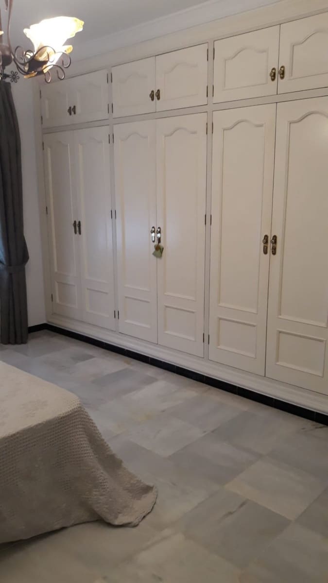 4 sovrum Villa till salu i Chiclana de la Frontera med pool garage - 400 000 € (Ref: 7041133)