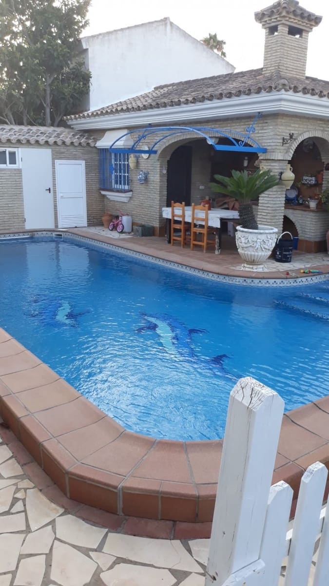 4 sovrum Villa till salu i Chiclana de la Frontera med pool garage - 400 000 € (Ref: 7041133)