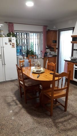 4 sovrum Villa till salu i Chiclana de la Frontera med pool garage - 400 000 € (Ref: 7041133)