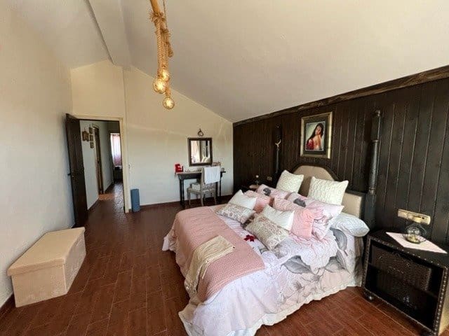 7 sovrum Villa till salu i Chiclana de la Frontera - 380 000 € (Ref: 7343647)