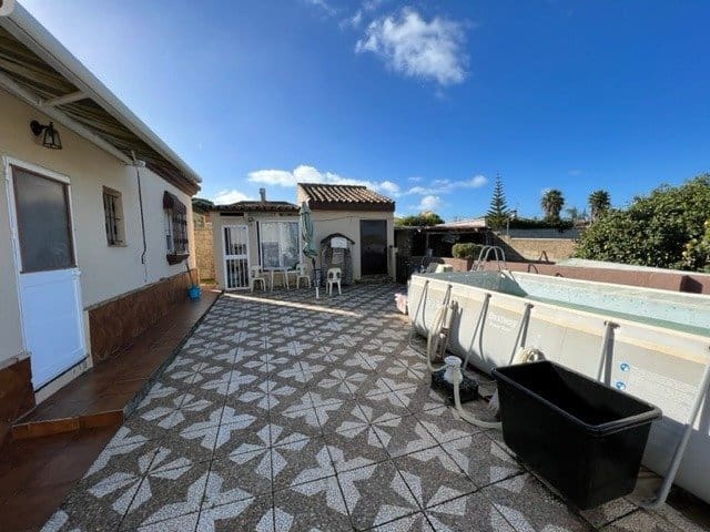 7 sovrum Villa till salu i Chiclana de la Frontera - 380 000 € (Ref: 7343647)