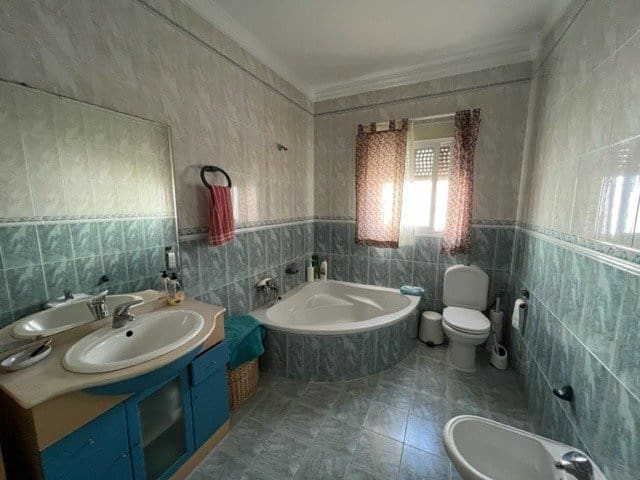 7 sypialnia Willa na sprzedaż w Chiclana de la Frontera - 380 000 € (Ref: 7343647)