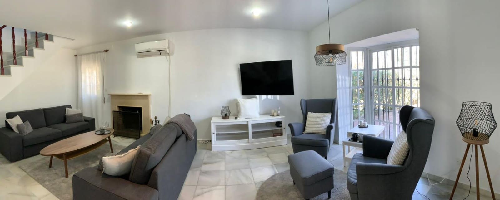 4 bedroom Villa for holiday rental in Chiclana de la Frontera - € 1,800 (Ref: 7406612)