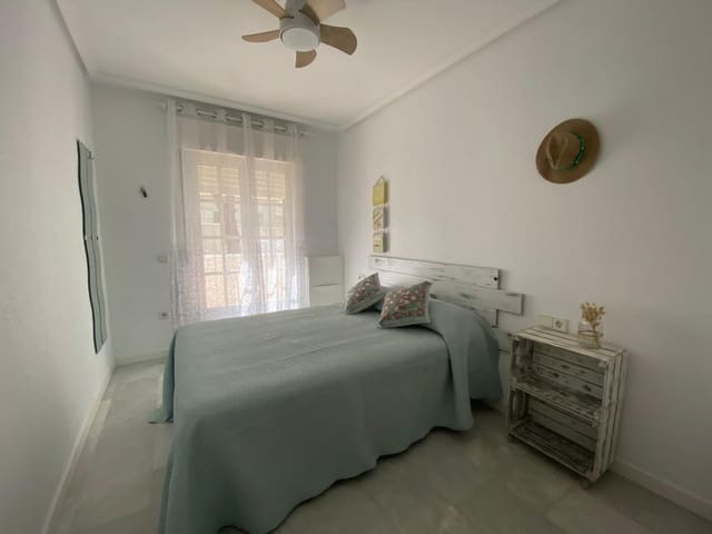 Appartement de 2 chambres de location de vacances à Chiclana de la Frontera avec piscine - 630 € (Ref: 7406613)