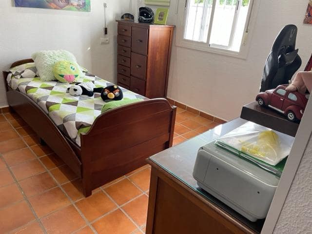 3 soveværelse Villa til salg i Pago del Humo med swimmingpool - € 280.000 (Ref: 7557337)