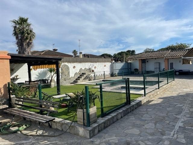 3 chambre Villa/Maison à vendre à Pago del Humo, Chiclana de la Frontera avec piscine - 280 000 € (Ref: 7557337)
