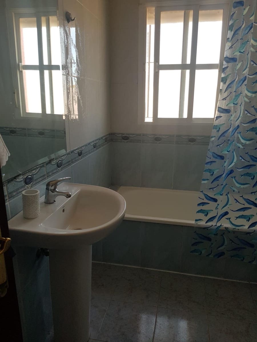 4 sypialnia Willa na kwatery wakacyjne w Chiclana de la Frontera z basenem garażem - 1 600 € (Ref: 7634888)