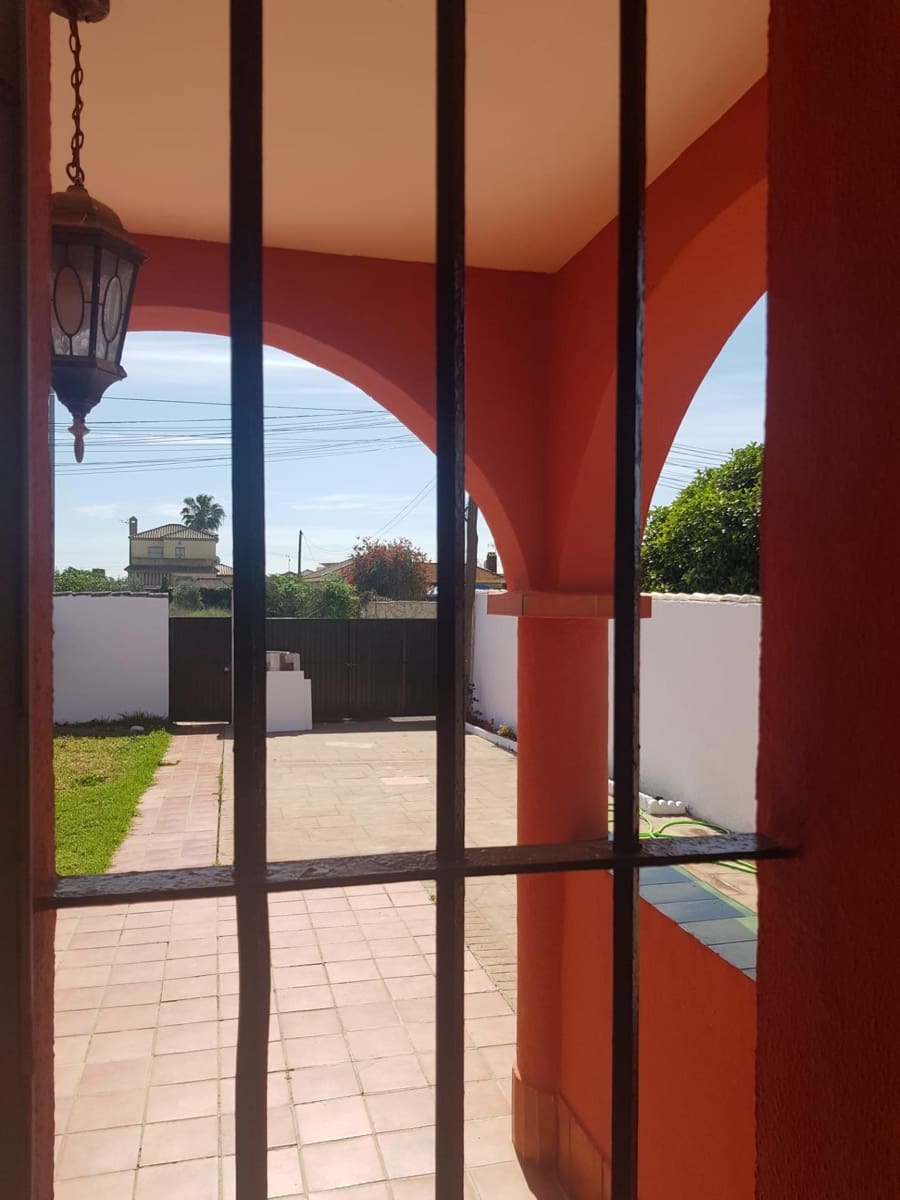 4 sypialnia Willa na kwatery wakacyjne w Chiclana de la Frontera z basenem garażem - 1 600 € (Ref: 7634888)