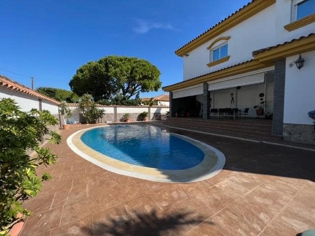 7 chambre Villa/Maison à vendre à Chiclana de la Frontera avec piscine garage - 1 050 000 € (Ref: 7840802)