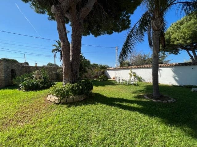 7 chambre Villa/Maison à vendre à Chiclana de la Frontera avec piscine garage - 1 050 000 € (Ref: 7840802)