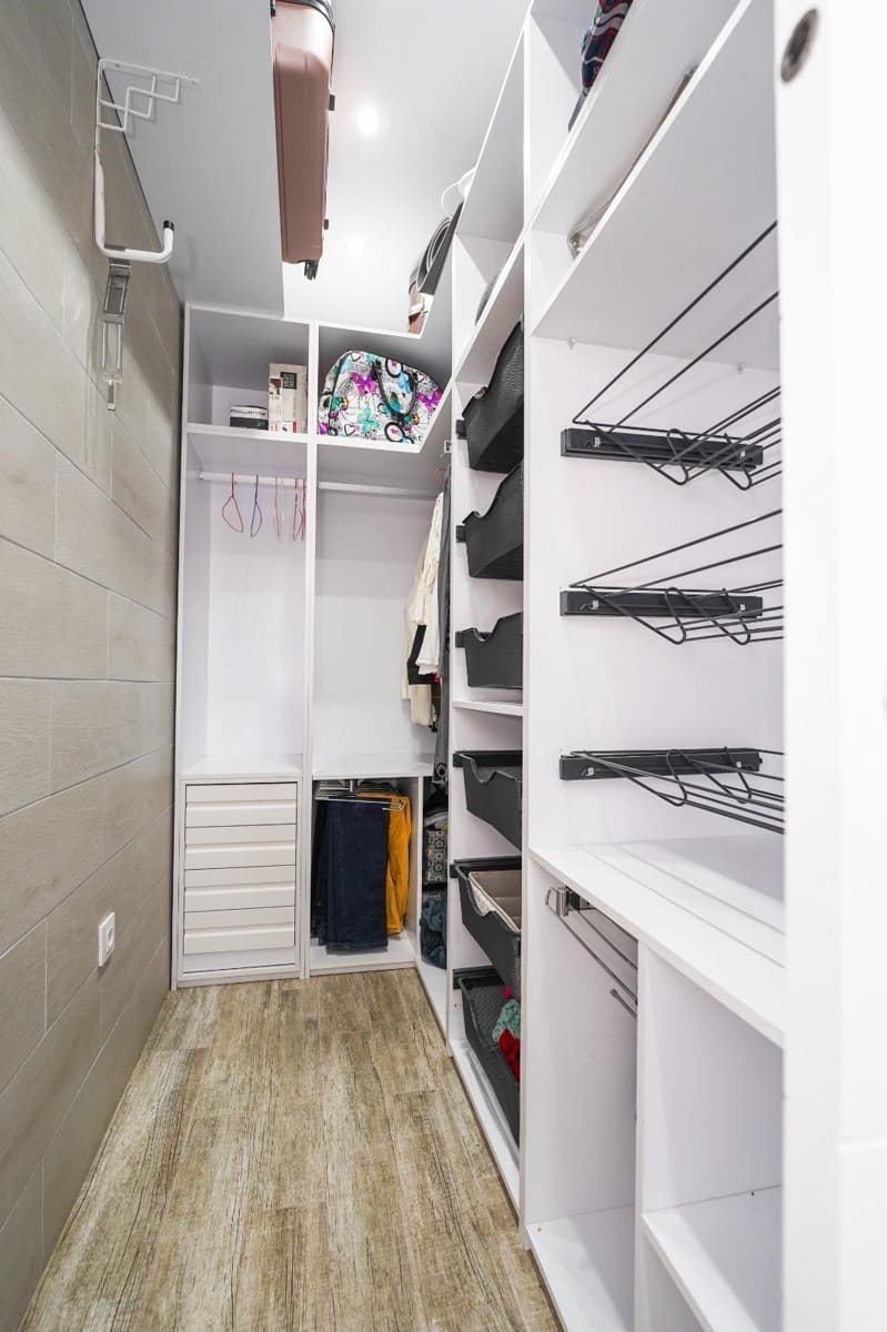 3 slaapkamer Villa voor vakantieverhuur in Chiclana de la Frontera met zwembad - € 1.600 (Ref: 7840803)