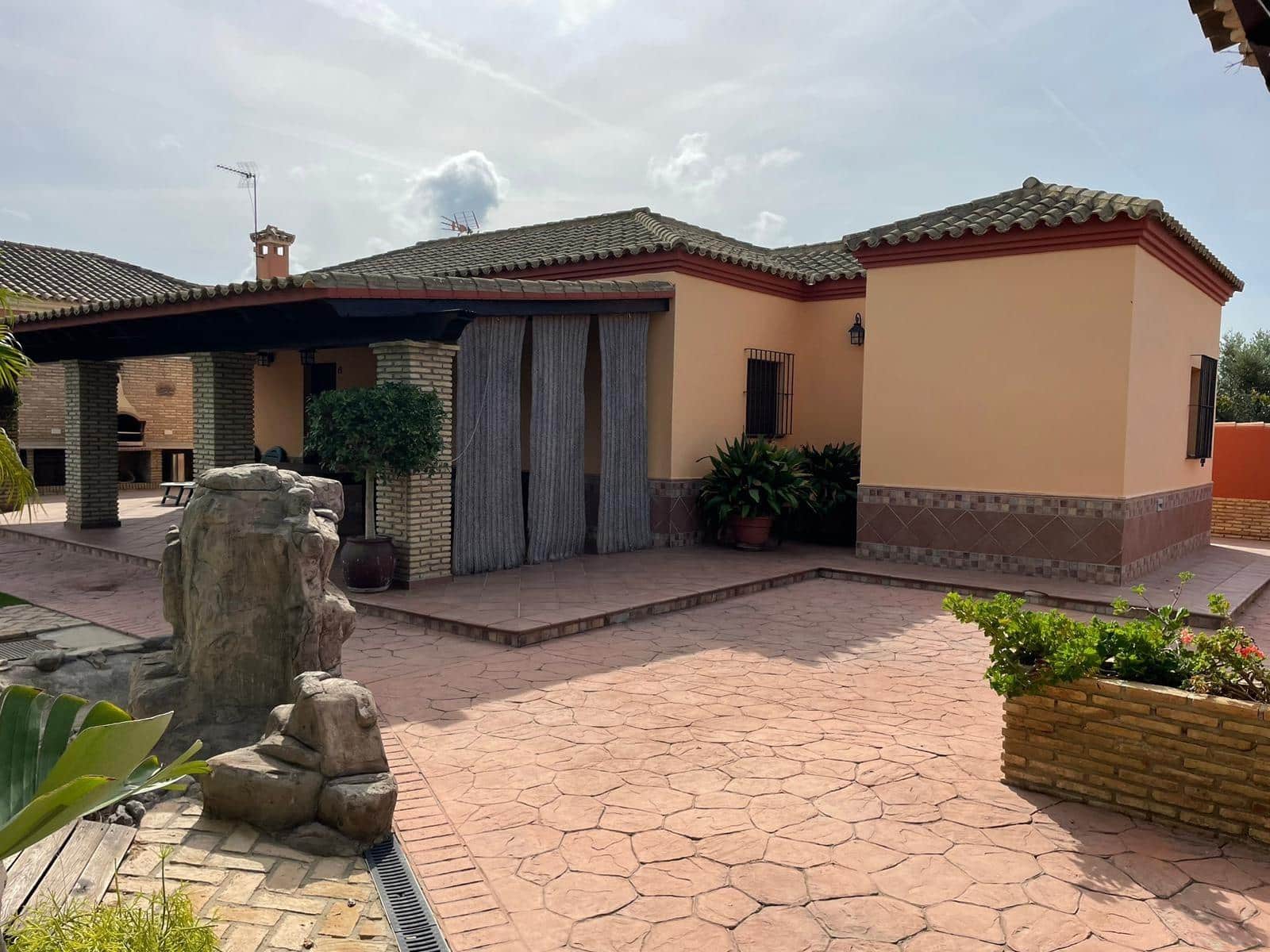 3 chambre Villa/Maison à vendre à Chiclana de la Frontera avec piscine - 299 999 € (Ref: 7852141)