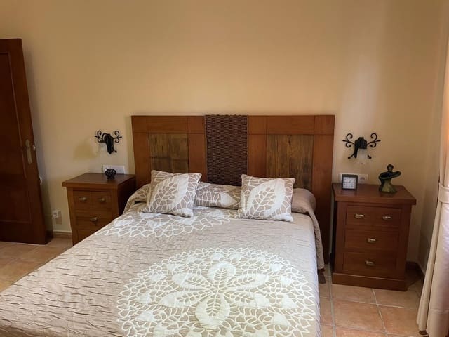 3 chambre Villa/Maison à vendre à Chiclana de la Frontera avec piscine - 299 999 € (Ref: 7852141)