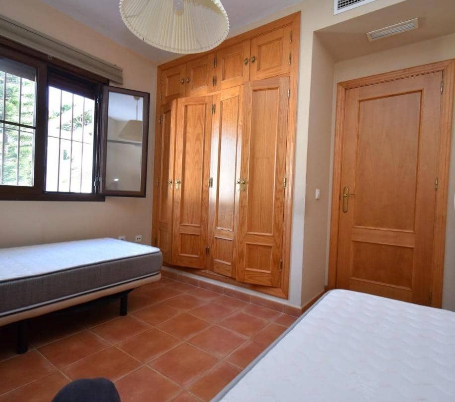 4 soveværelse Villa til salg i La Barrosa - € 725.000 (Ref: 8142898)