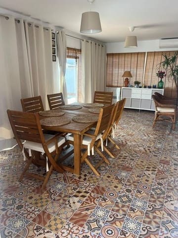 4 sypialnia Willa na sprzedaż w Chiclana de la Frontera z basenem - 430 000 € (Ref: 8213577)