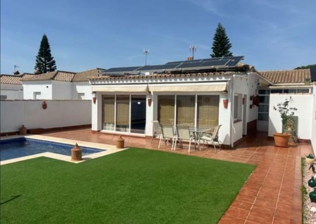 4 sypialnia Willa na sprzedaż w Chiclana de la Frontera z basenem - 430 000 € (Ref: 8213577)