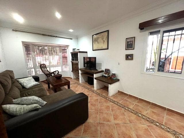 3 chambre Villa/Maison à vendre à Chiclana de la Frontera avec piscine - 420 000 € (Ref: 8318024)