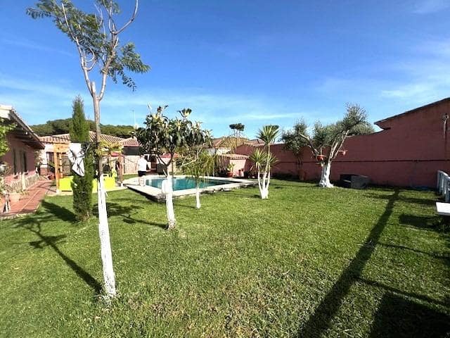 3 chambre Villa/Maison à vendre à Chiclana de la Frontera avec piscine - 420 000 € (Ref: 8318024)