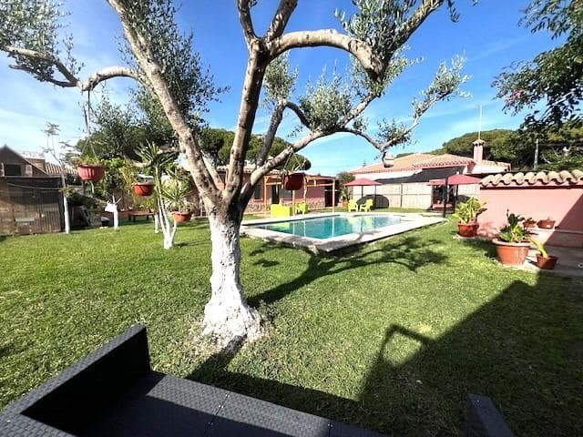 3 chambre Villa/Maison à vendre à Chiclana de la Frontera avec piscine - 420 000 € (Ref: 8318024)