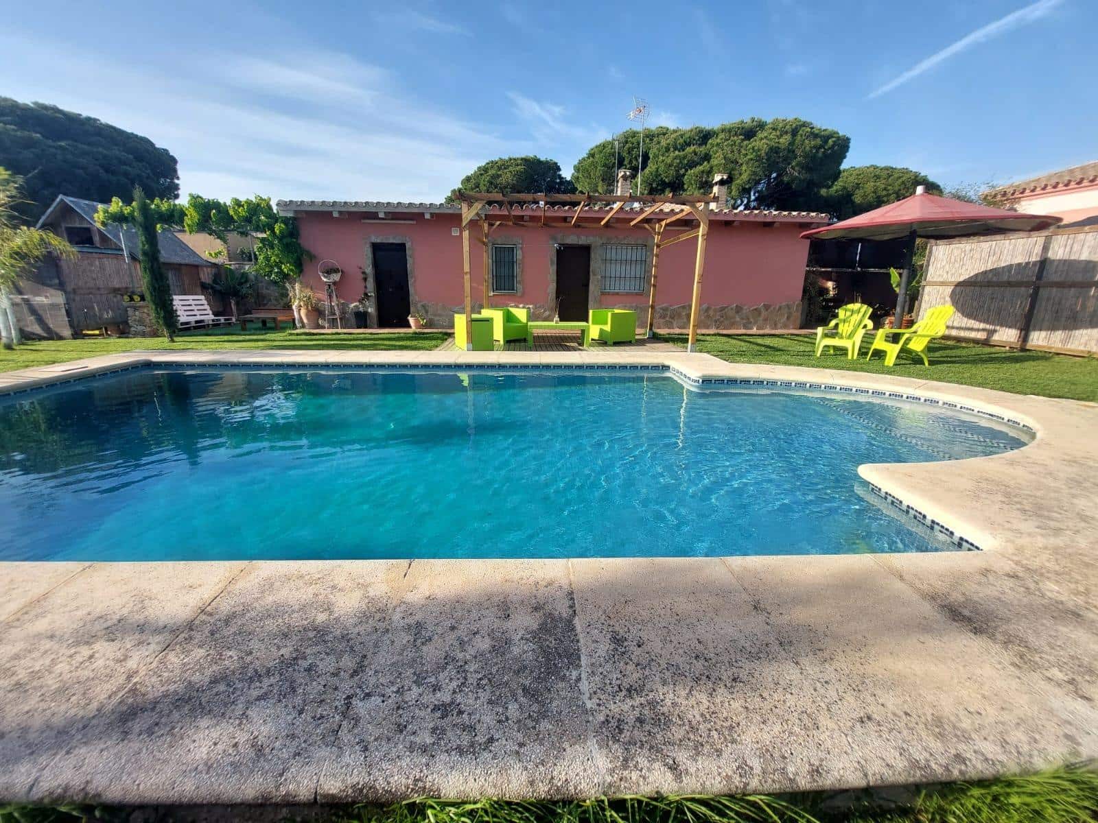 3 chambre Villa/Maison à vendre à Chiclana de la Frontera avec piscine - 420 000 € (Ref: 8318024)