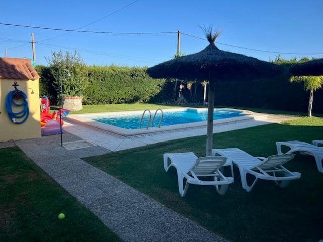 2 chambre Villa/Maison à vendre à Chiclana de la Frontera avec piscine - 279 000 € (Ref: 8505845)