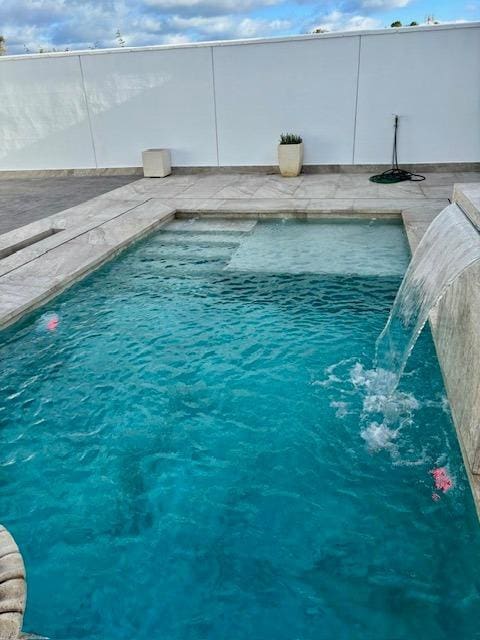 2 chambre Villa/Maison à vendre à Chiclana de la Frontera avec piscine garage - 395 000 € (Ref: 9154275)