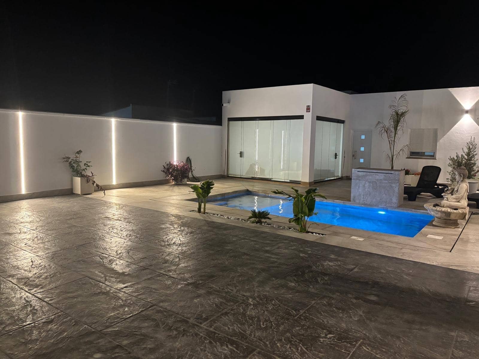 2 chambre Villa/Maison à vendre à Chiclana de la Frontera avec piscine garage - 395 000 € (Ref: 9154275)