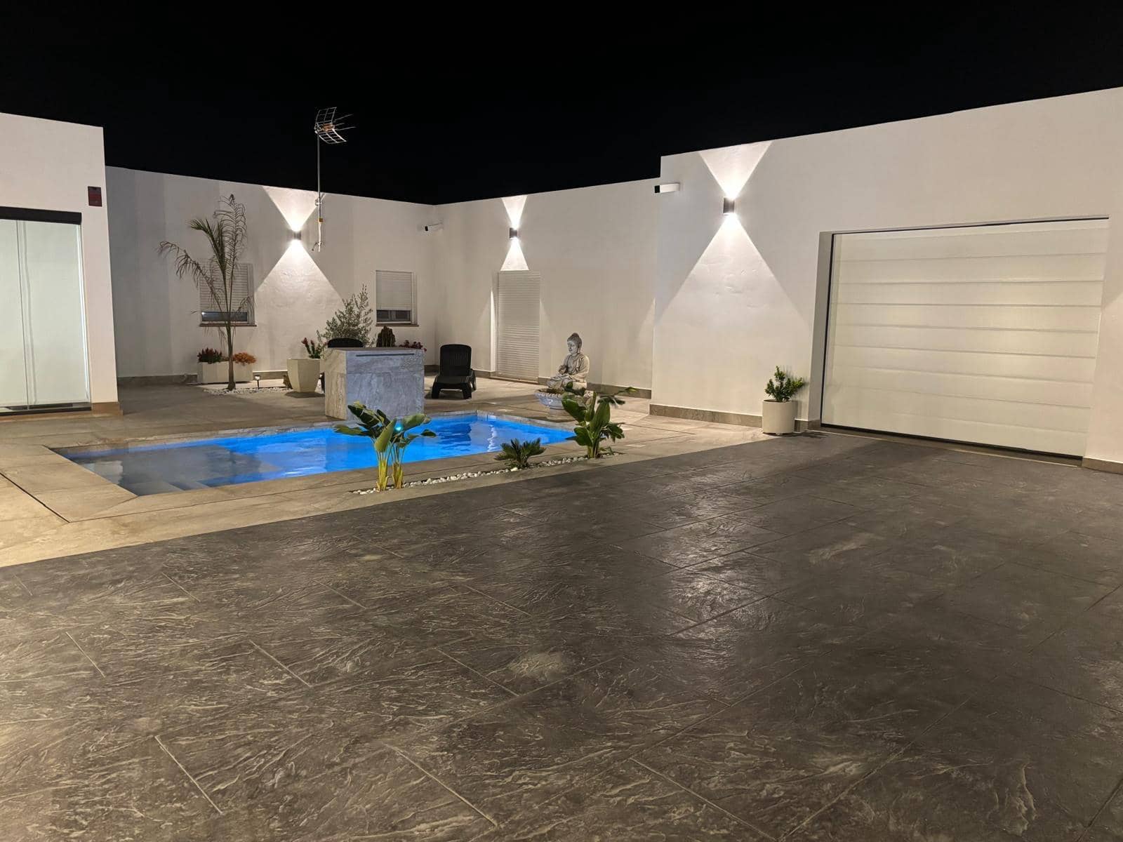 2 chambre Villa/Maison à vendre à Chiclana de la Frontera avec piscine garage - 395 000 € (Ref: 9154275)