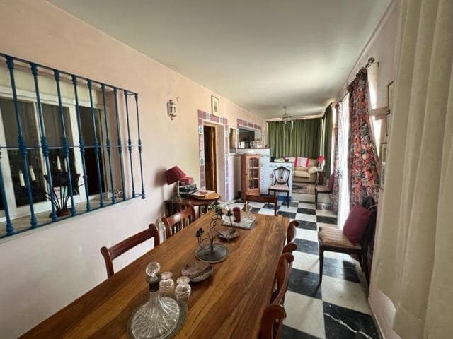 3 sypialnia Willa na sprzedaż w Chiclana de la Frontera z basenem garażem - 165 000 € (Ref: 9208472)