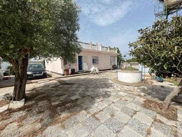 3 sypialnia Willa na sprzedaż w Chiclana de la Frontera z basenem garażem - 165 000 € (Ref: 9208472)