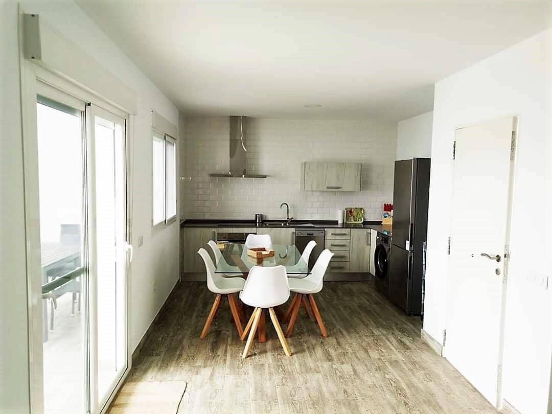 2 soveværelse Rækkehus til salg i Chiclana de la Frontera med swimmingpool - € 260.000 (Ref: 9208473)