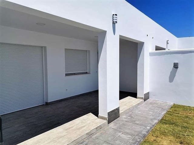 Adosado de 2 habitaciones en Chiclana de la Frontera en venta con piscina - 260.000 € (Ref: 9208473)