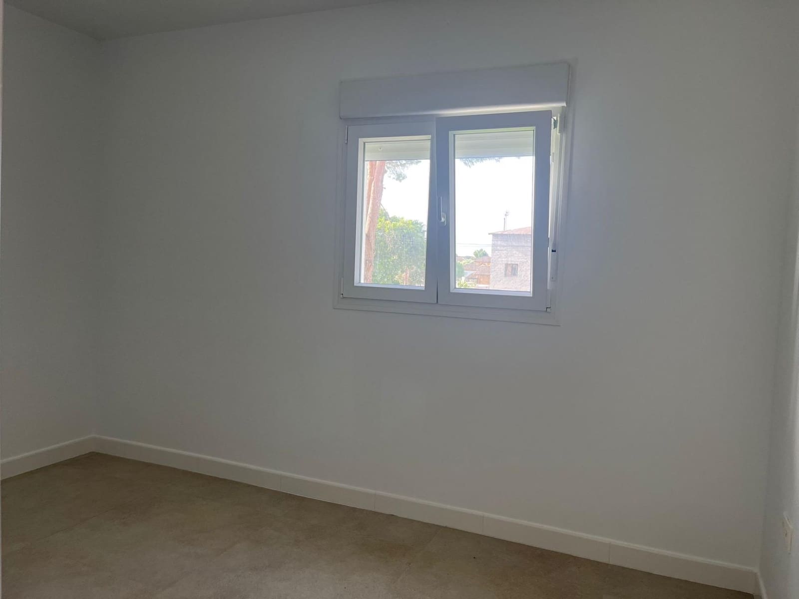 Chalet de 3 habitaciones en Chiclana de la Frontera en venta - 450.000 € (Ref: 9220158)