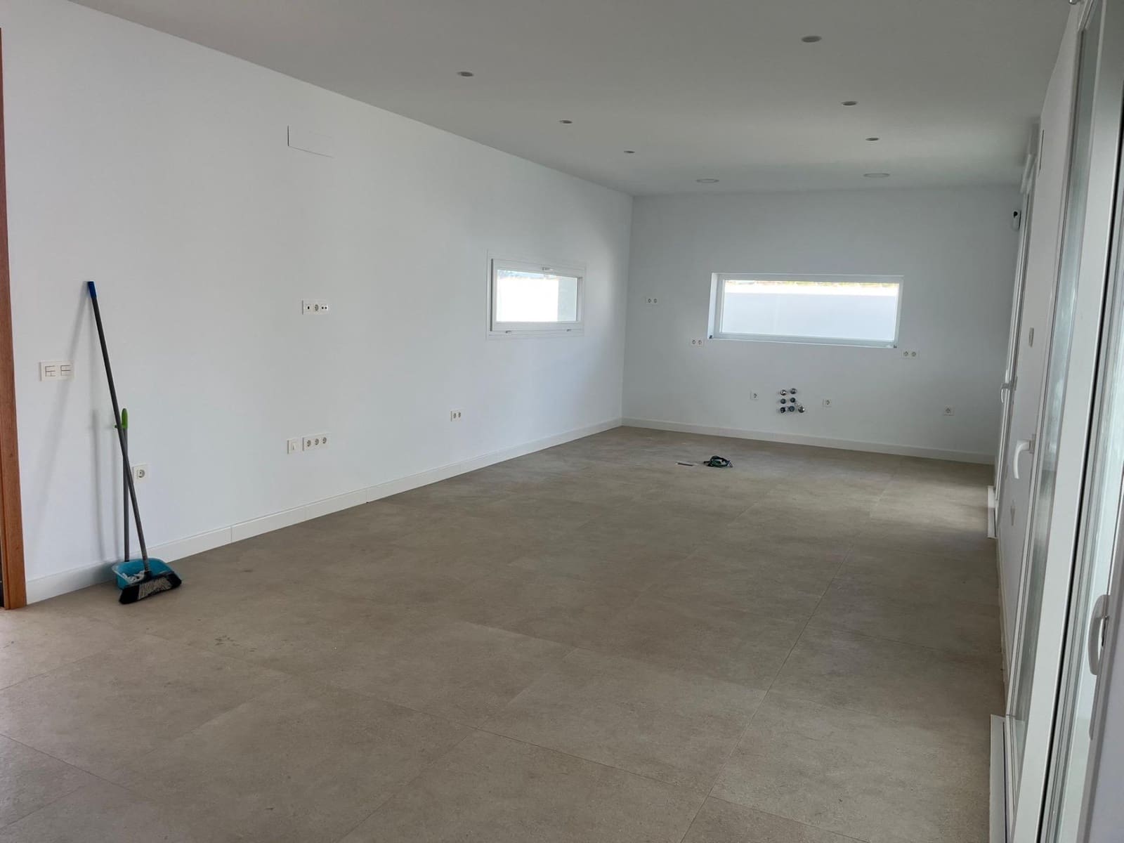 Chalet de 3 habitaciones en Chiclana de la Frontera en venta - 450.000 € (Ref: 9220158)