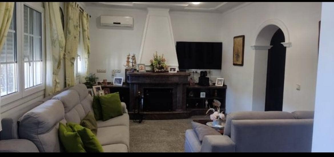 Chalet de 3 habitaciones en Chiclana de la Frontera en venta con piscina - 430.000 € (Ref: 9446611)