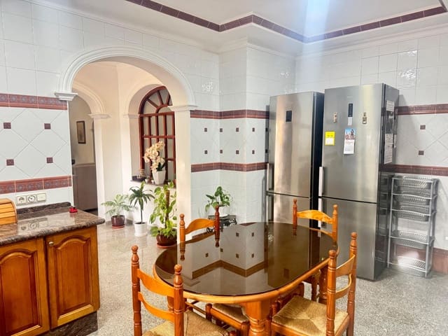 3 soverom Villa til salgs i Chiclana de la Frontera med svømmebasseng - € 430 000 (Ref: 9446611)