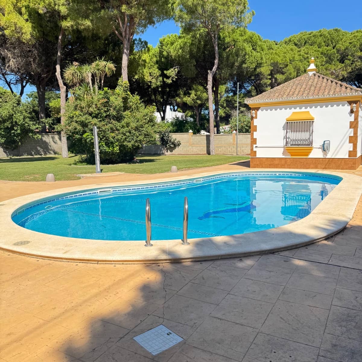 3 chambre Villa/Maison à vendre à Chiclana de la Frontera avec piscine garage - 429 000 € (Ref: 9446611)
