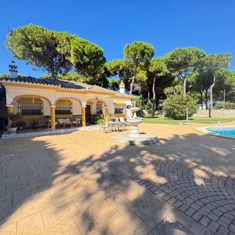 3 sovrum Villa till salu i Chiclana de la Frontera med pool - 429 000 € (Ref: 9446611)