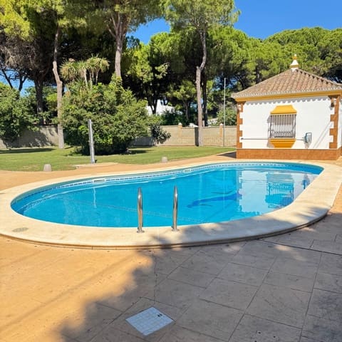 3 sovrum Villa till salu i Chiclana de la Frontera med pool - 429 000 € (Ref: 9446611)