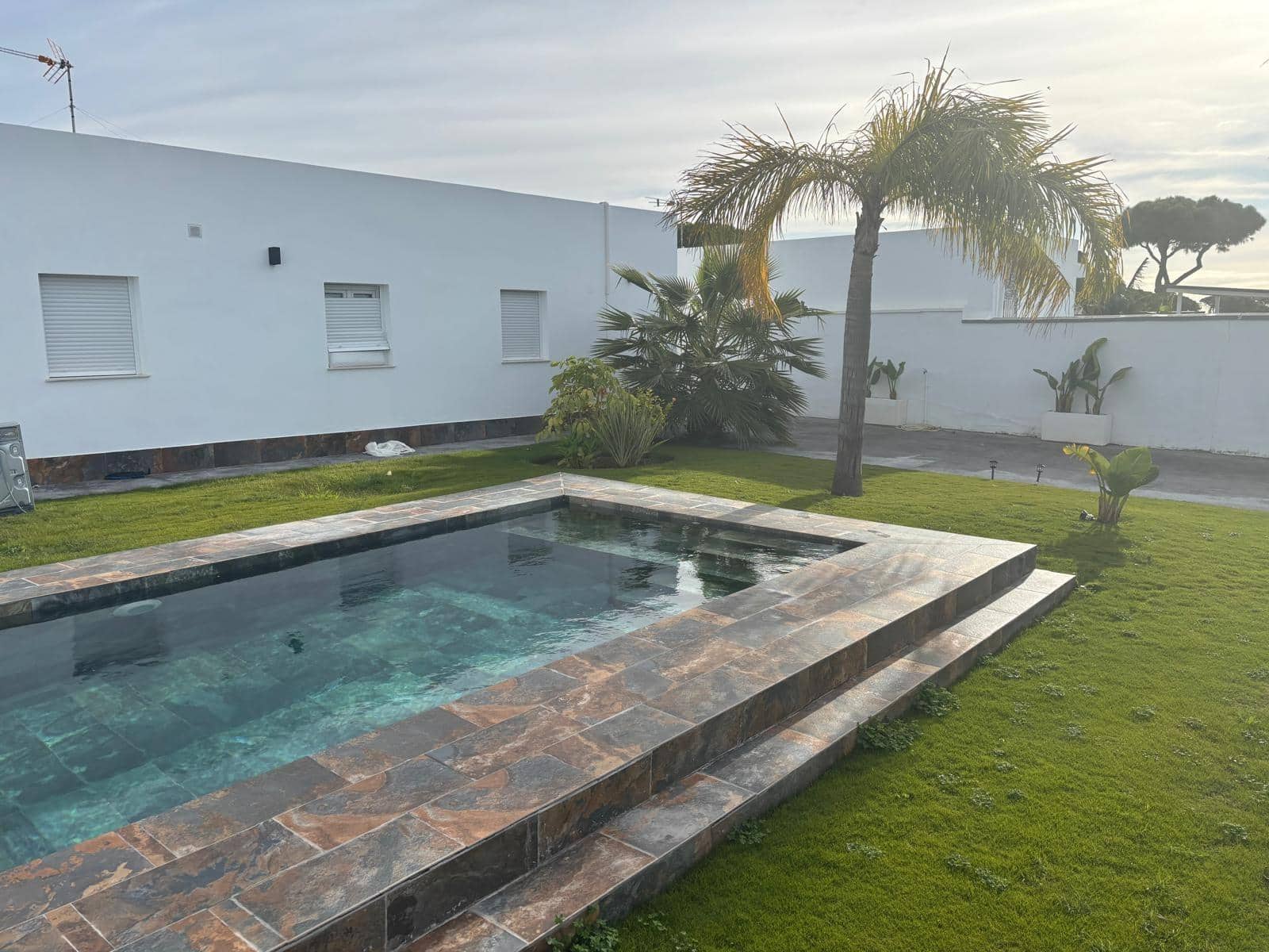 2 sovrum Villa till salu i Chiclana de la Frontera med pool - 220 000 € (Ref: 9449596)