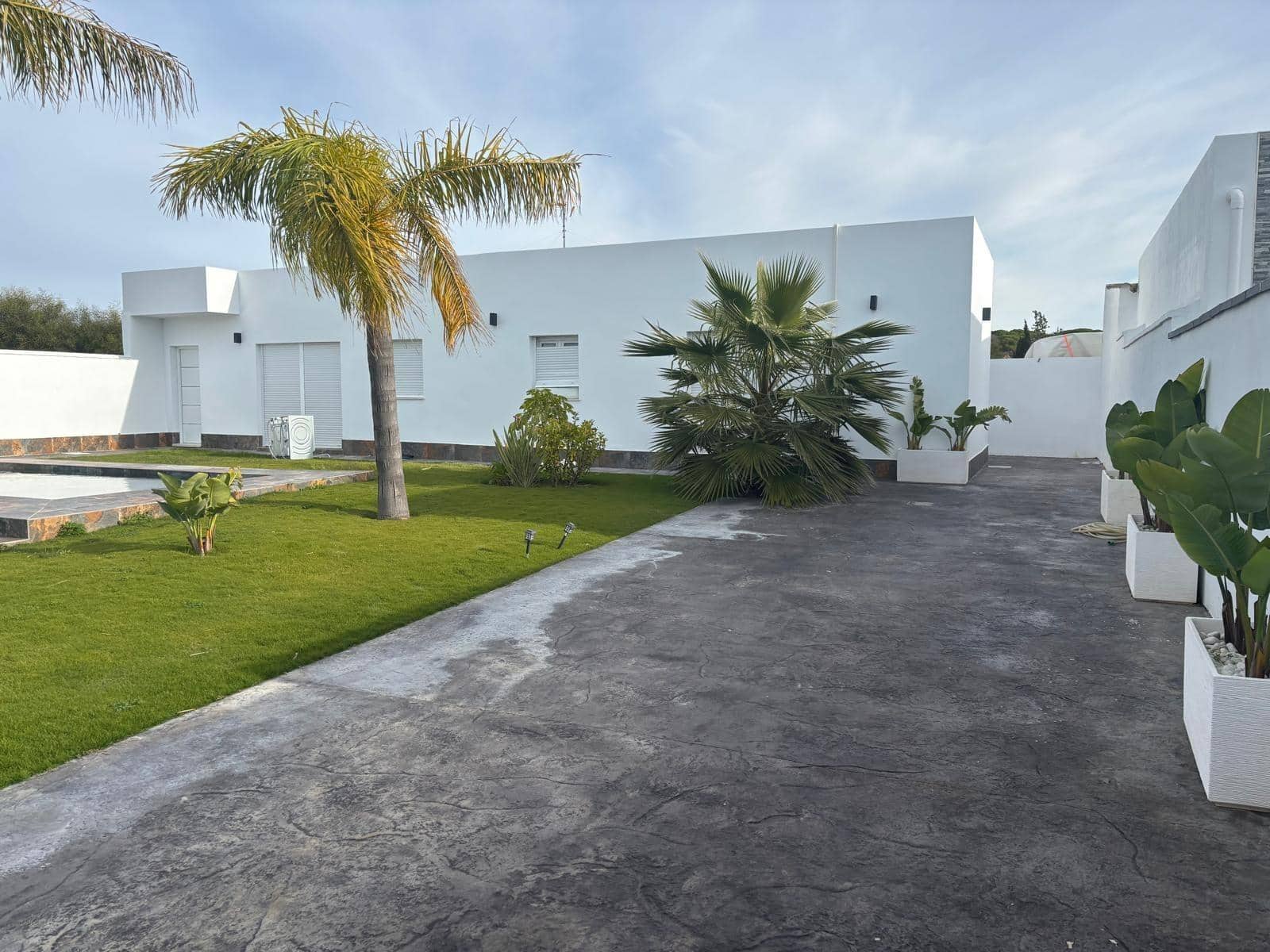 2 sovrum Villa till salu i Chiclana de la Frontera med pool - 220 000 € (Ref: 9449596)