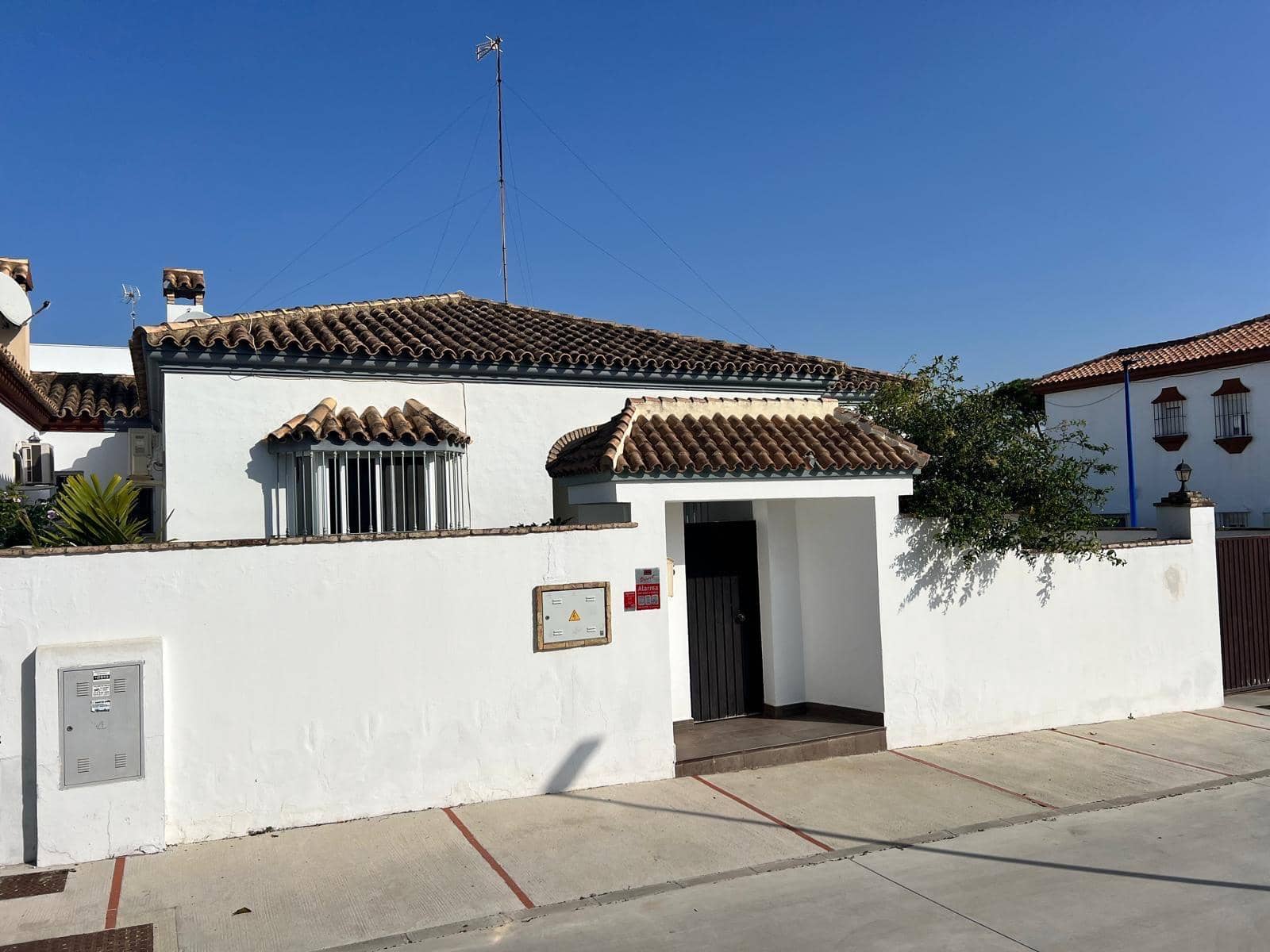 3 sypialnia Willa na sprzedaż w Chiclana de la Frontera z garażem - 362 500 € (Ref: 9483568)