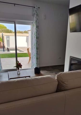 4 camera da letto Villa in vendita in Chiclana de la Frontera con piscina - 390.000 € (Rif: 9504485)