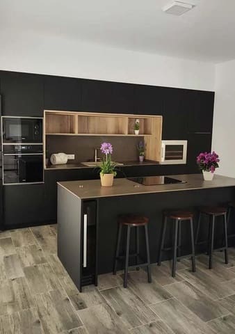 4 camera da letto Villa in vendita in Chiclana de la Frontera con piscina - 390.000 € (Rif: 9504485)