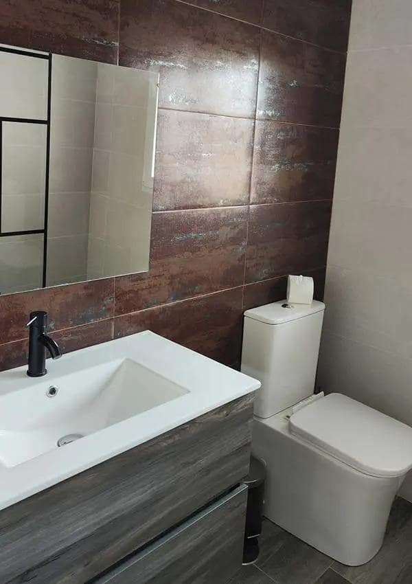 4 bedroom Villa for sale in Chiclana de la Frontera with pool - € 390,000 (Ref: 9504485)