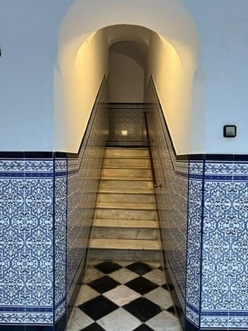 2 bedroom Flat for rent in Cádiz city - € 950 (Ref: 9656270)