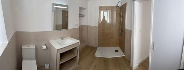 2 bedroom Flat for rent in Cádiz city - € 950 (Ref: 9656270)