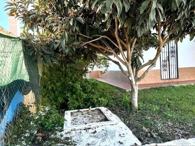 3 sypialnia Willa na sprzedaż w Chiclana de la Frontera z basenem - 255 000 € (Ref: 9770819)